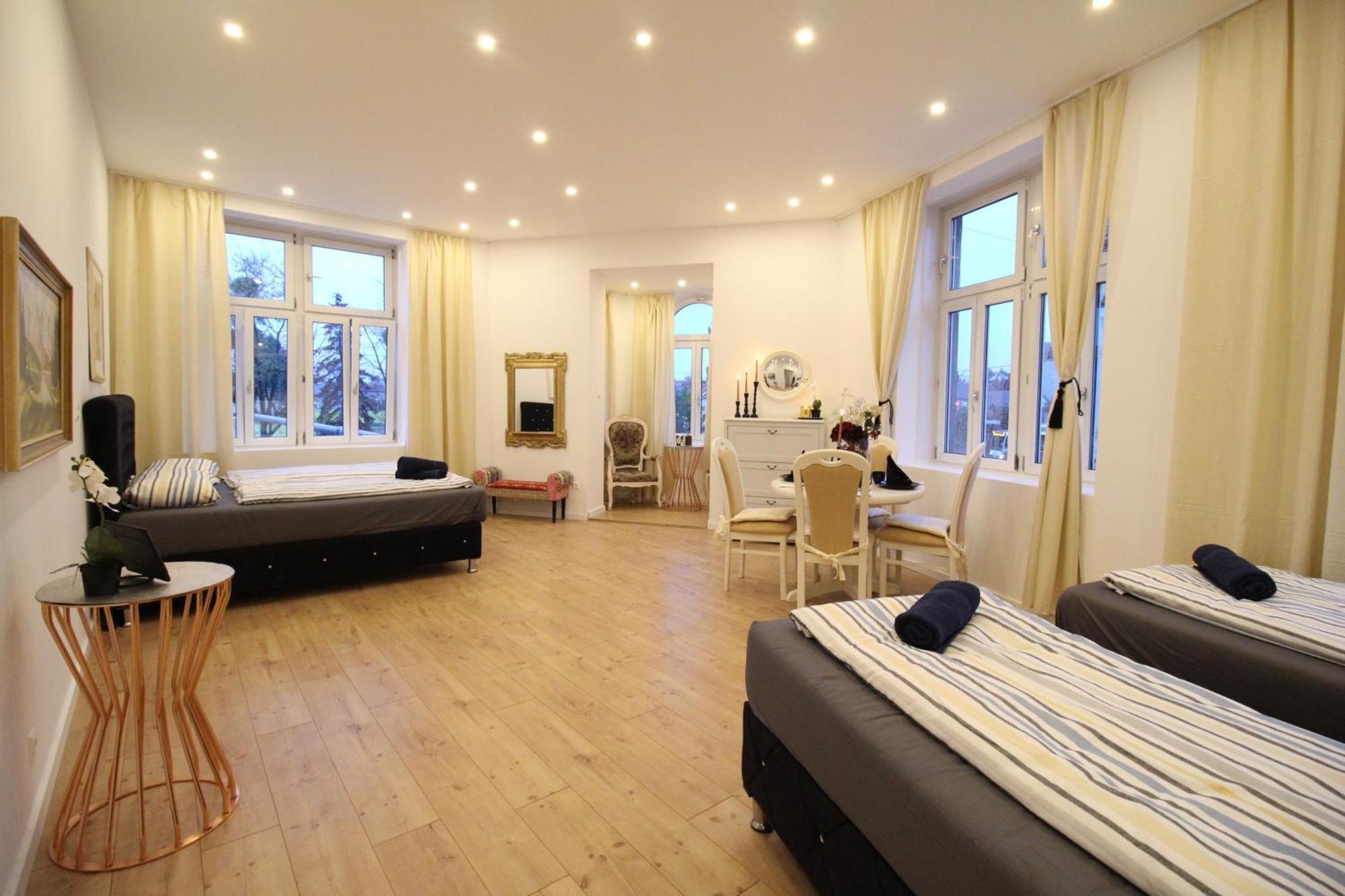 Disc Cozy Rooms In Liesing Вена Экстерьер фото